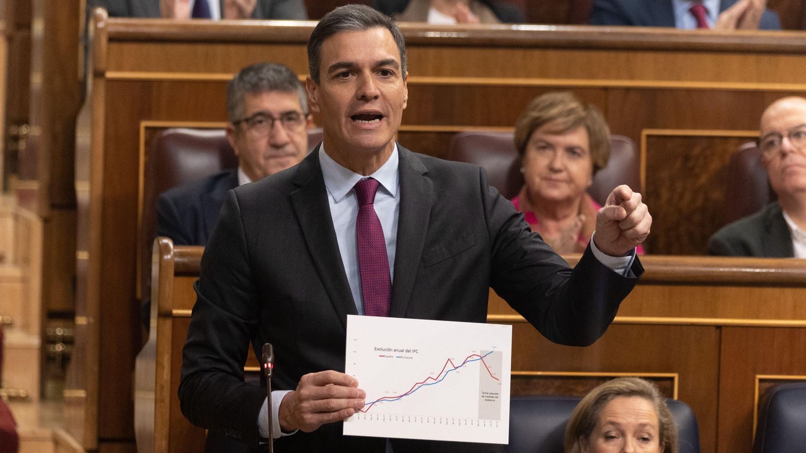 Aquestes són les reaccions a la decisió del Tribunal Constitucional de paralitzar la reforma del Codi Penal