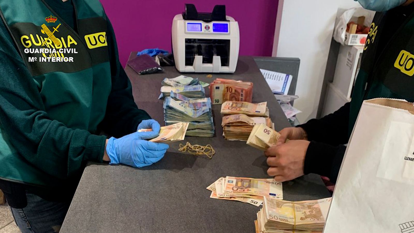 Diners intervinguts durant l'operació Gaona