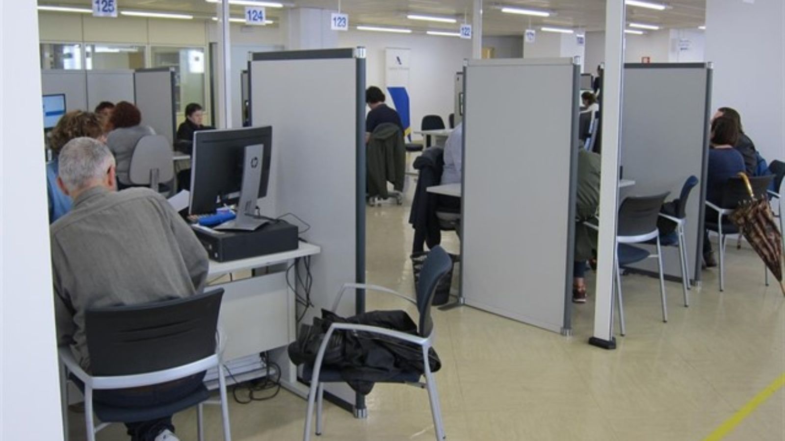 2.500 persones tutelades per la Generalitat rebran ajudes per a presentar la declaració de la renda 2018