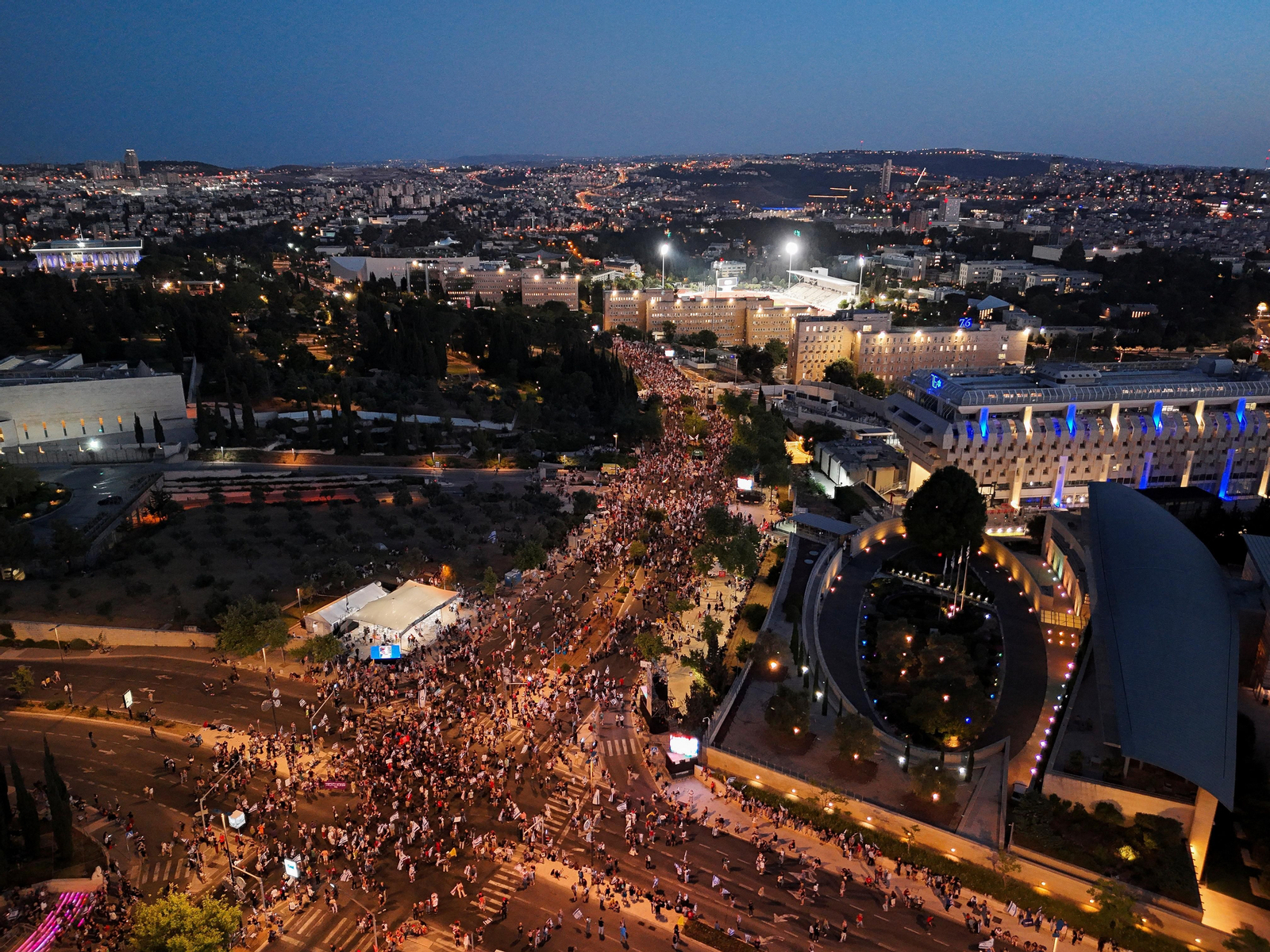 Imatge aèria de les manifestacions d'este dilluns a Jerusalem