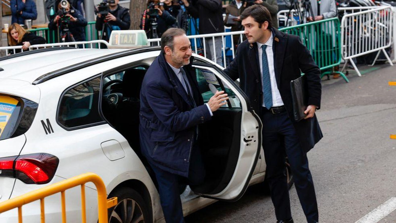 Ábalos ix del taxi en direcció al Suprem