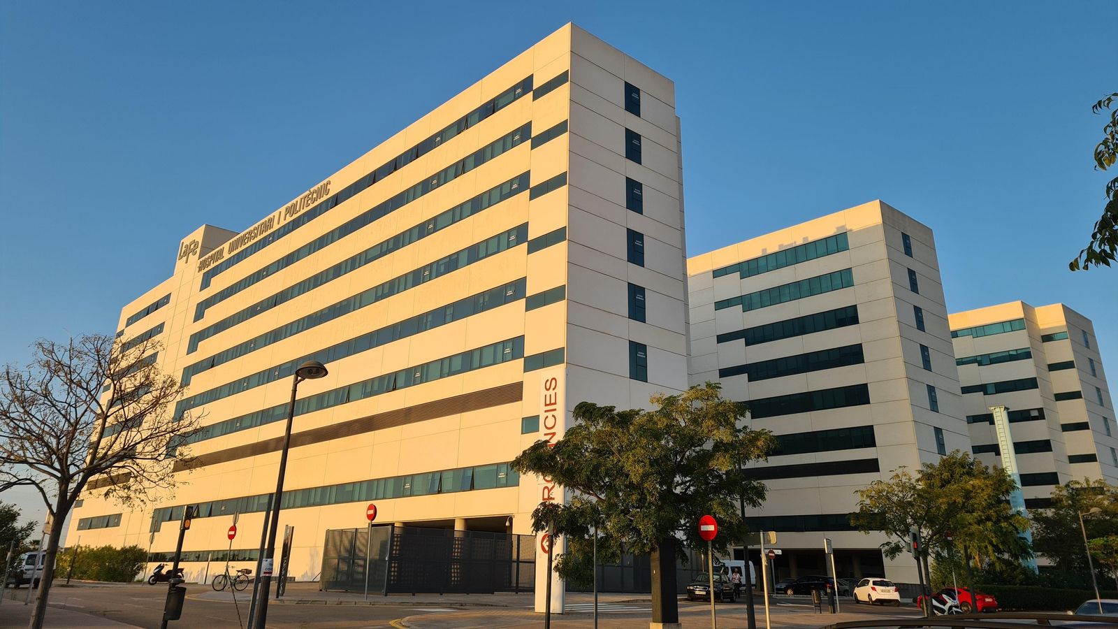 Exterior de l'hospital La Fe de València