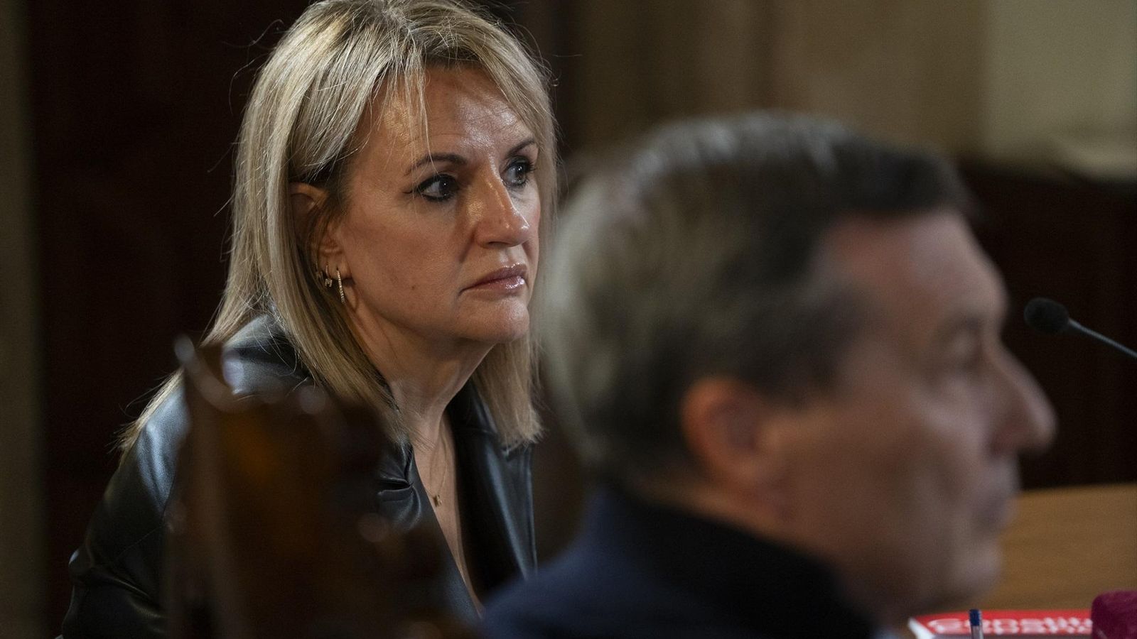 L'exconsellera Nuria Montes, en una reunió del ple del Consell el novembre del 2024 L'exconsellera Nuria Montes en una reunió del Ple del Consell en novembre de 2024