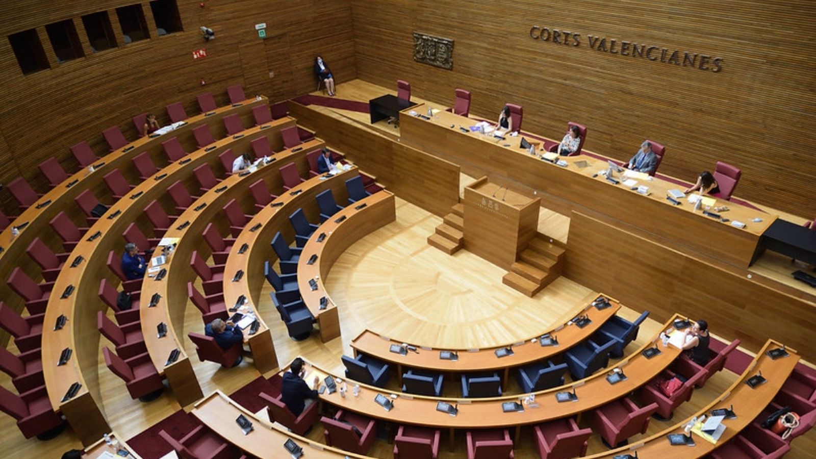 Reunió de la comissió de reconstrucció de la Comunitat Valenciana a les Corts