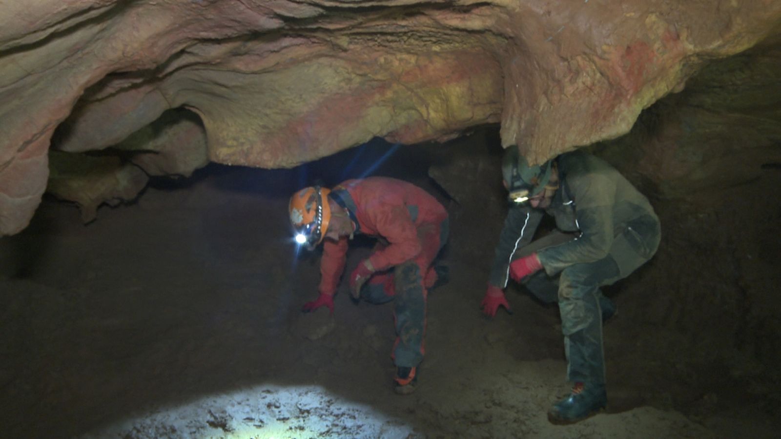 Les coves de Sant Josep de la Vall d'Uixó compten amb una nova galeria que amplia el recorregut