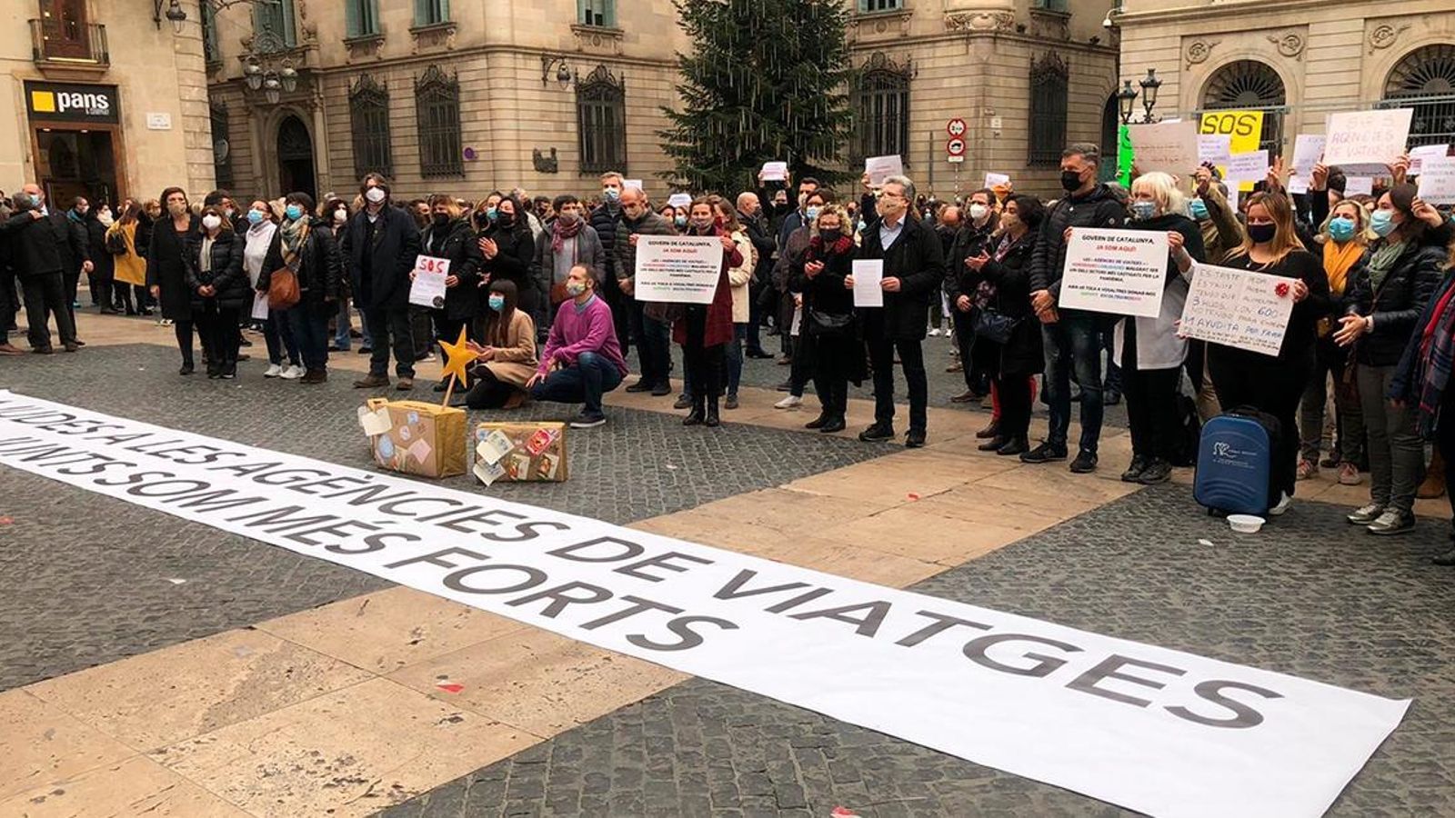Manifestació de treballadors d'agències de viatge a Barcelona