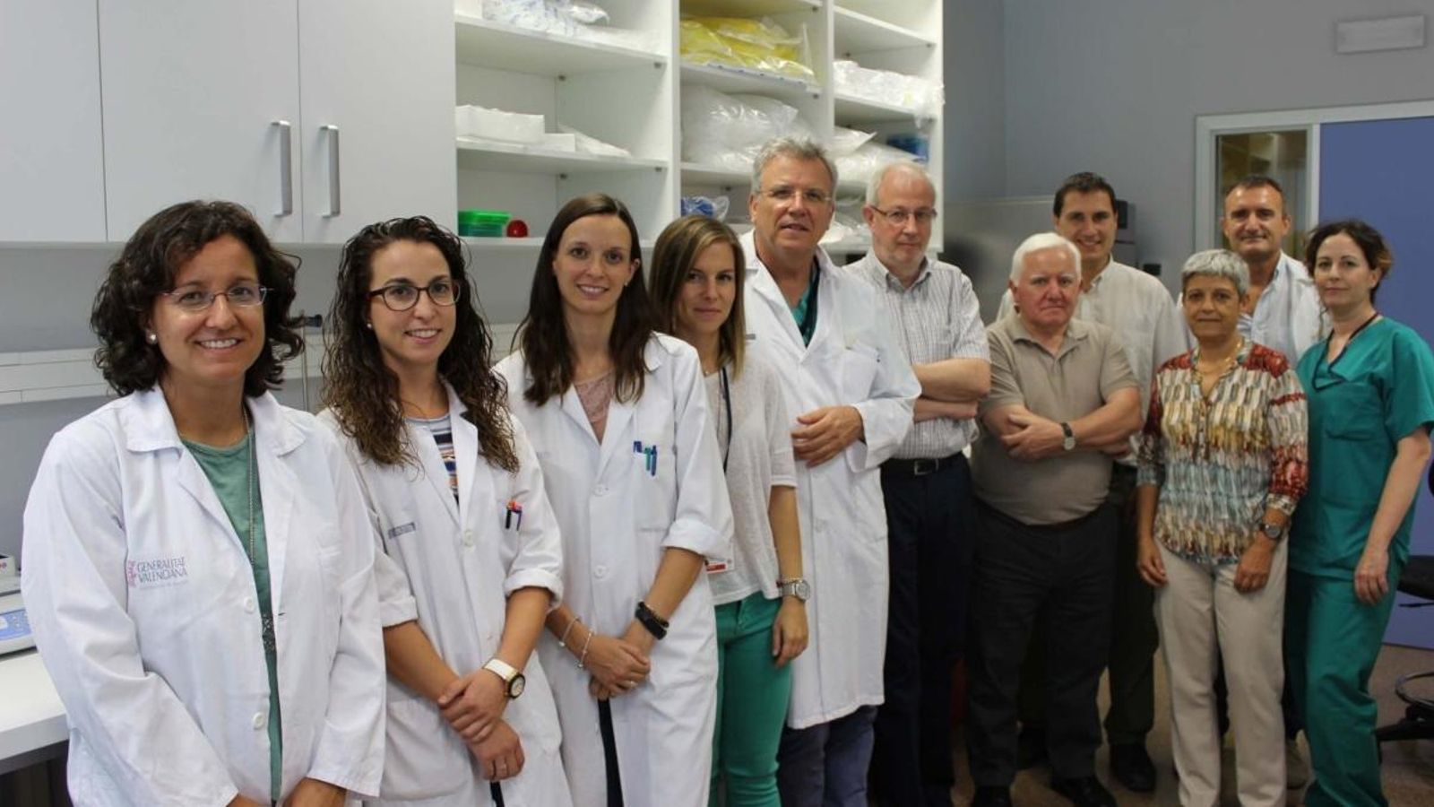 Part de l’equip investigadors que ha dissenyat llengües electròniques per a la detecció del càncer de bufeta