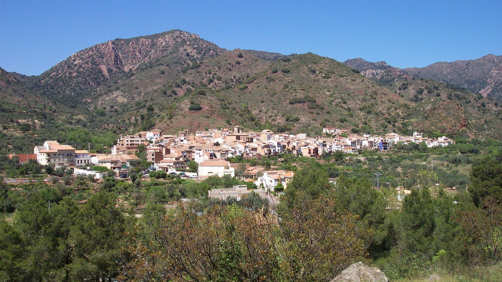 Una panoràmica d'Almedíxer Una panoràmica d'Almedíxer
