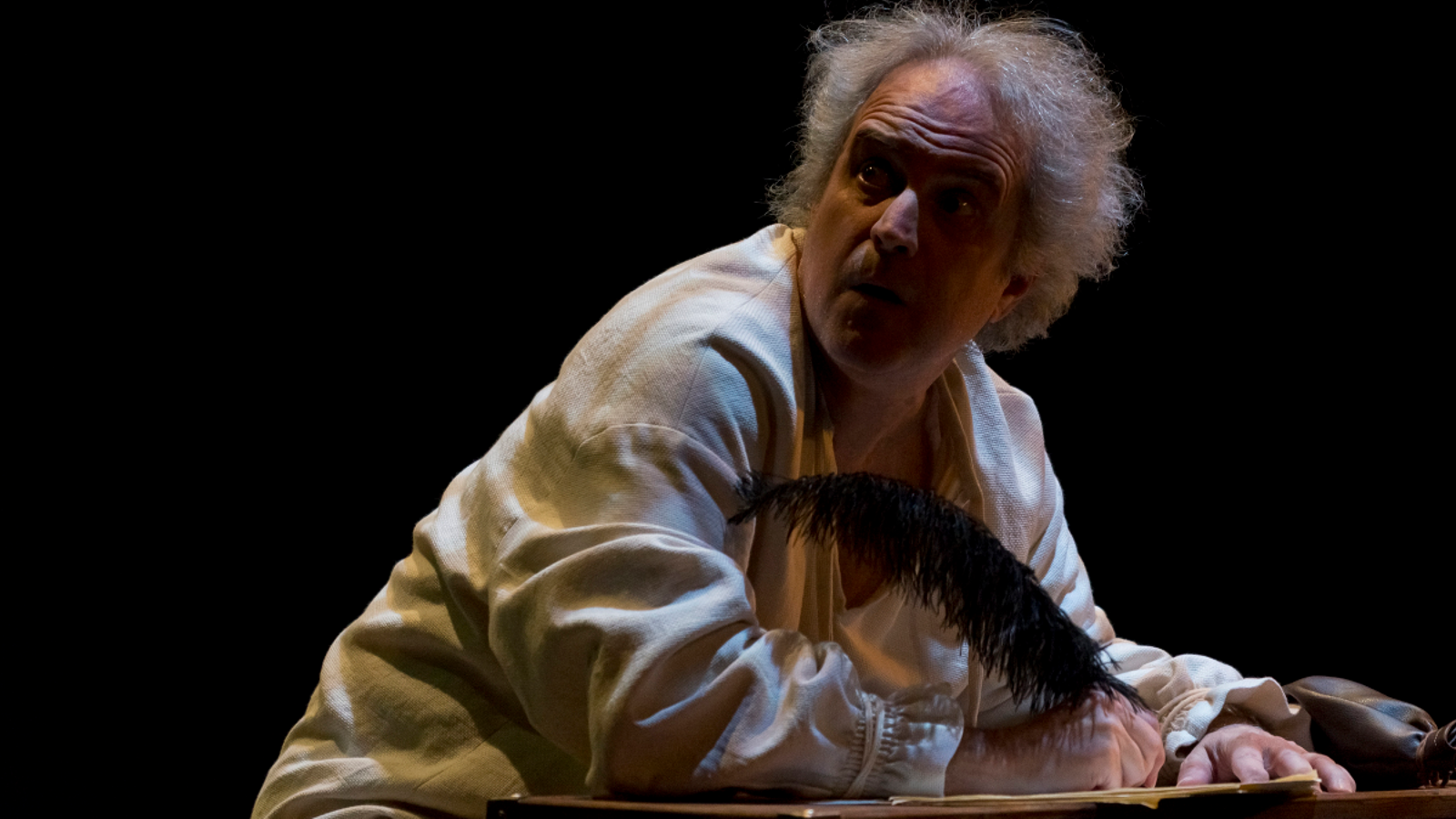 Una de les escenes de 'El increíble asesinato de Ausiàs March', dels valencians de la companyia Crit