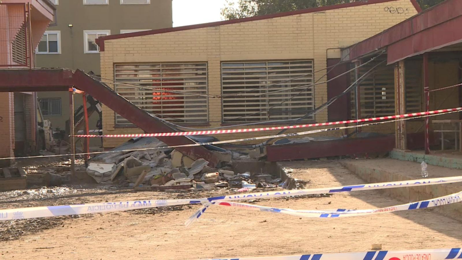 Sostre esfondrat este diumenge al col·legi Lluís Vives de Massanassa