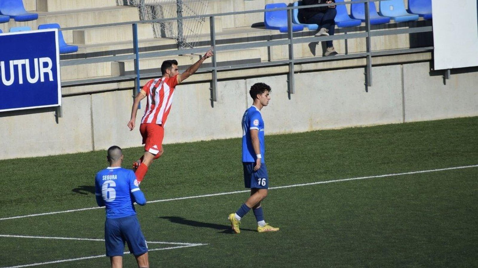 Roger Riera celebra el gol de la victòria de l'Hèrcules