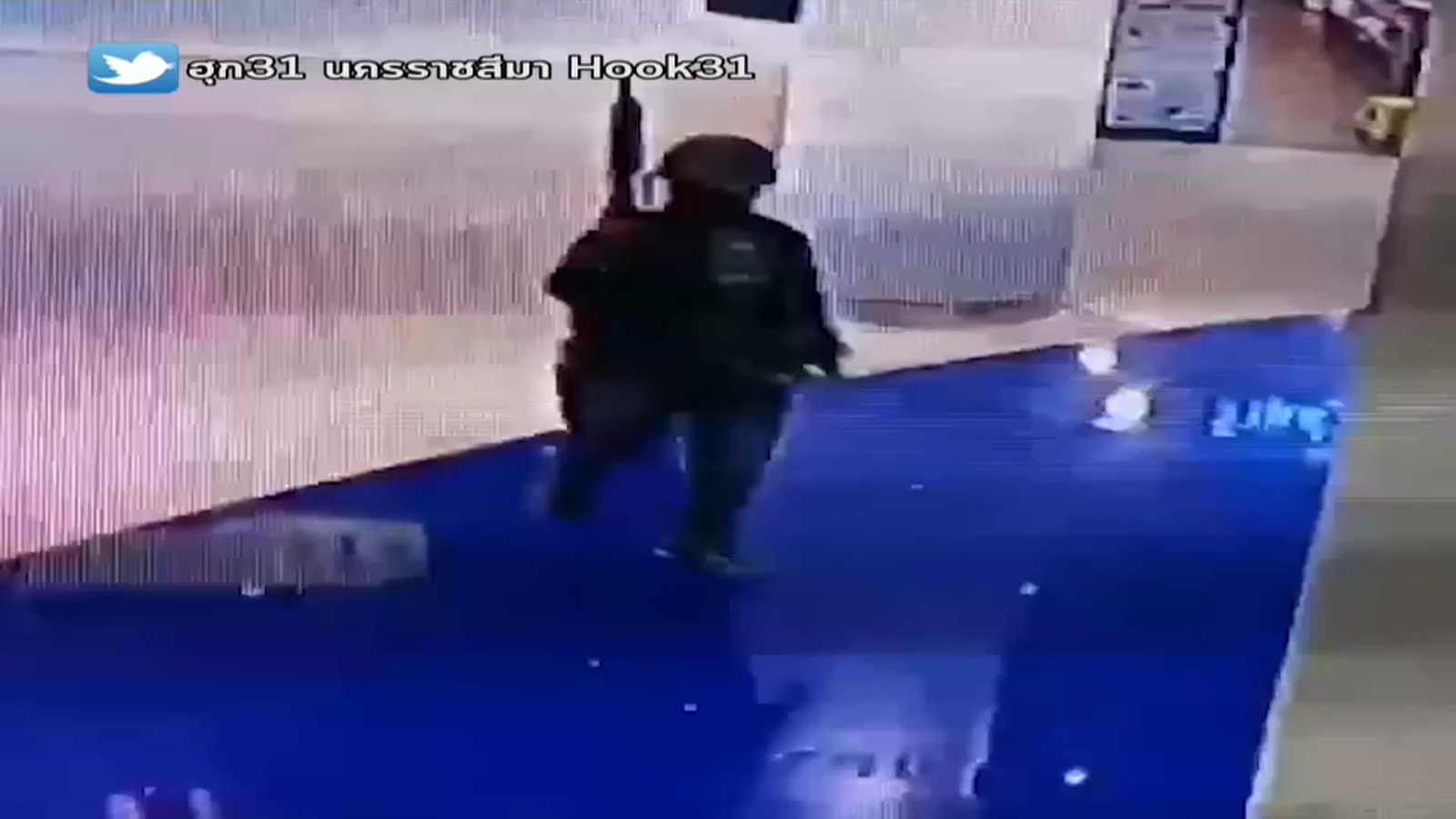 Imatges de l'assassí al centre comercial
