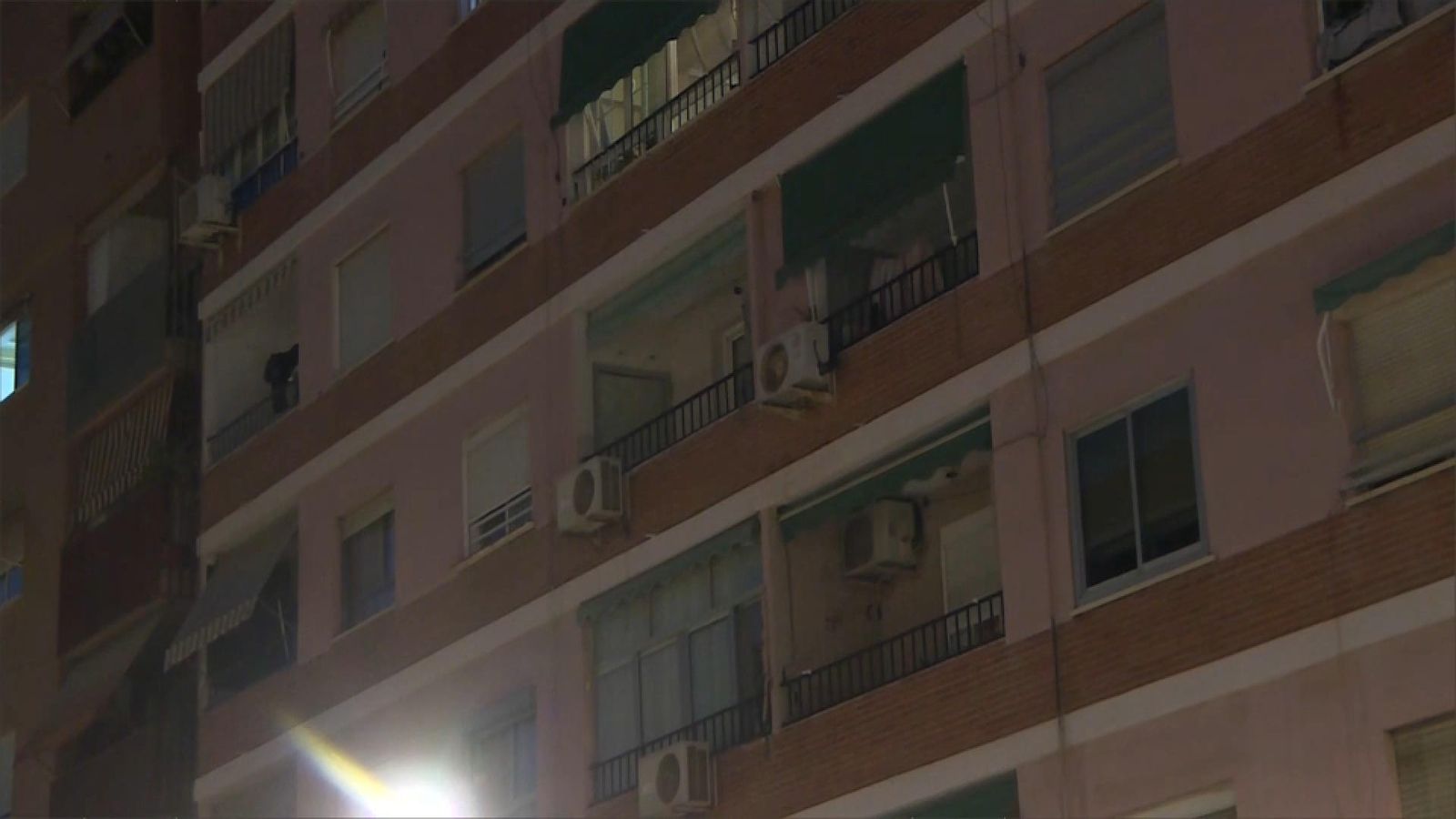 Edifici del carrer de Jeroni de Montsoriu on han tingut lloc els fets