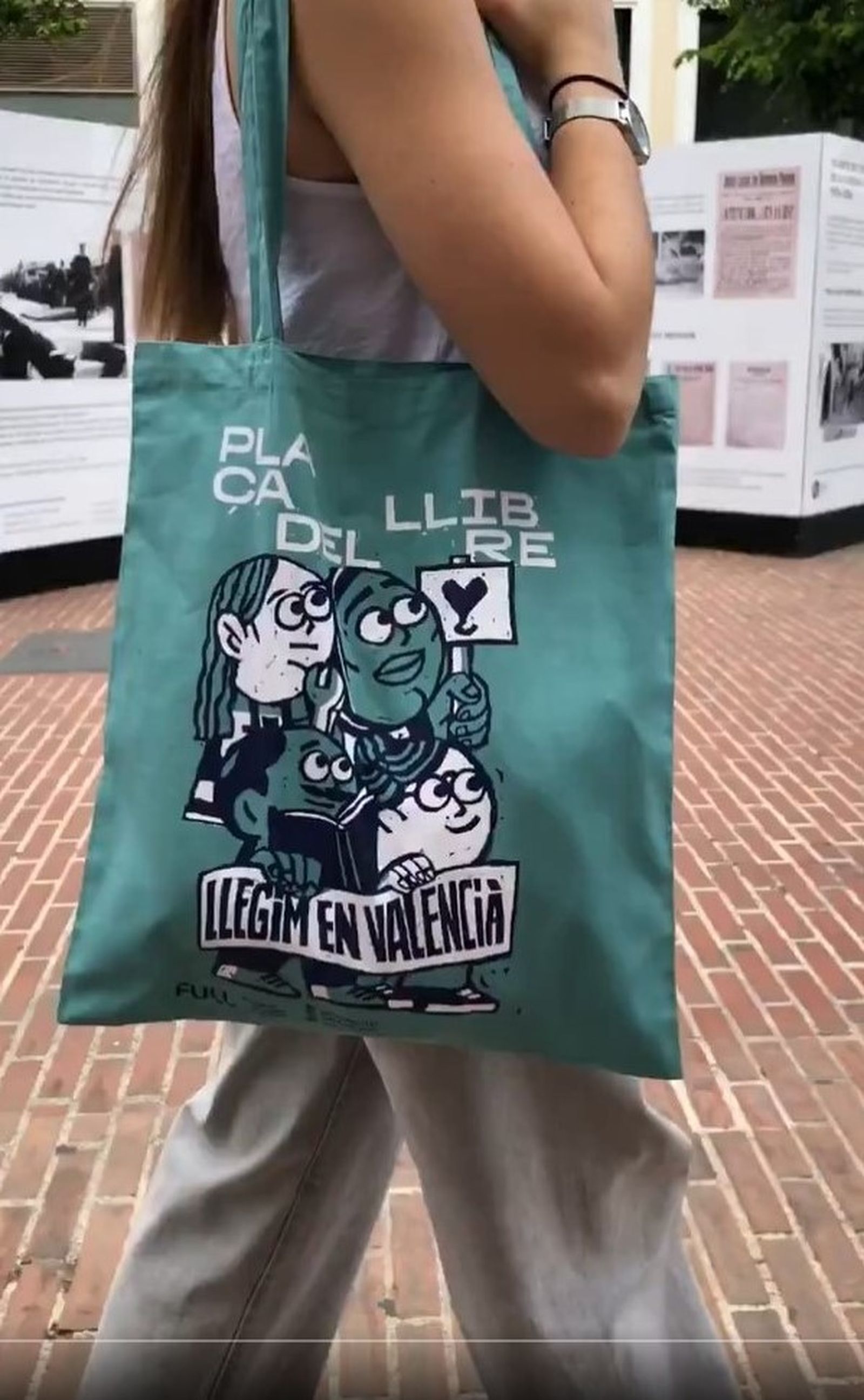 Literatura viatgera, a La Plaça del Llibre