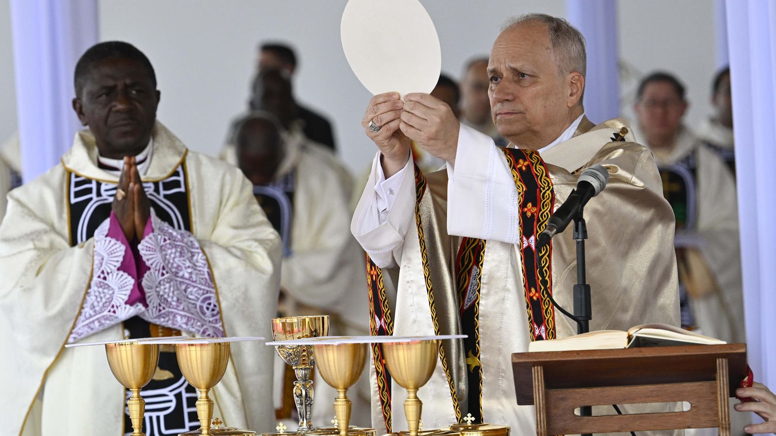 El papa Lleó XIV en una homilia durant la missa que va celebrar a Bamenda, al nord-oest del Camerun