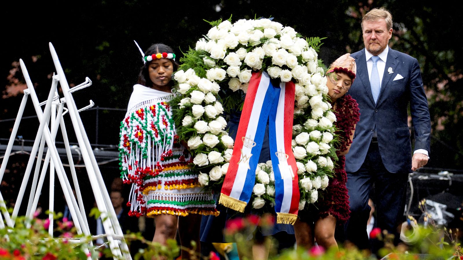 El rei Guillem Alexandre participa en un acte amb descendents de persones esclavitzades pels Països Baixos