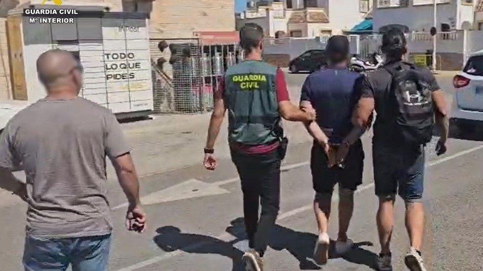 Moment de la detenció del butroner