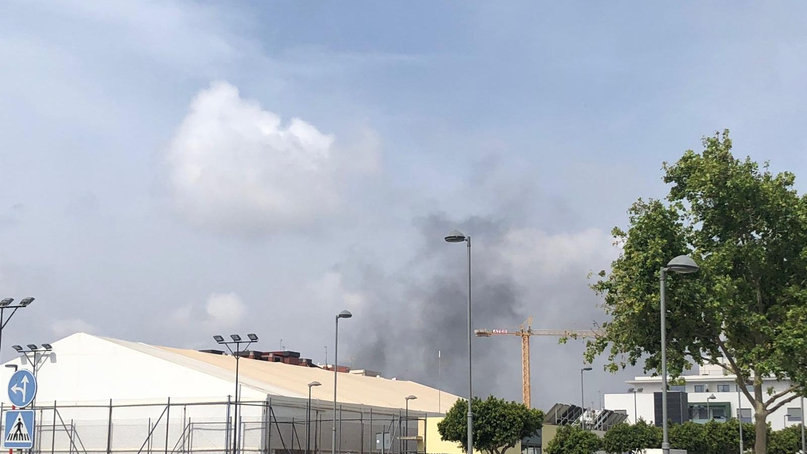 Incendi industrial en una fàbrica de suro a Bonrepòs i Mirambell