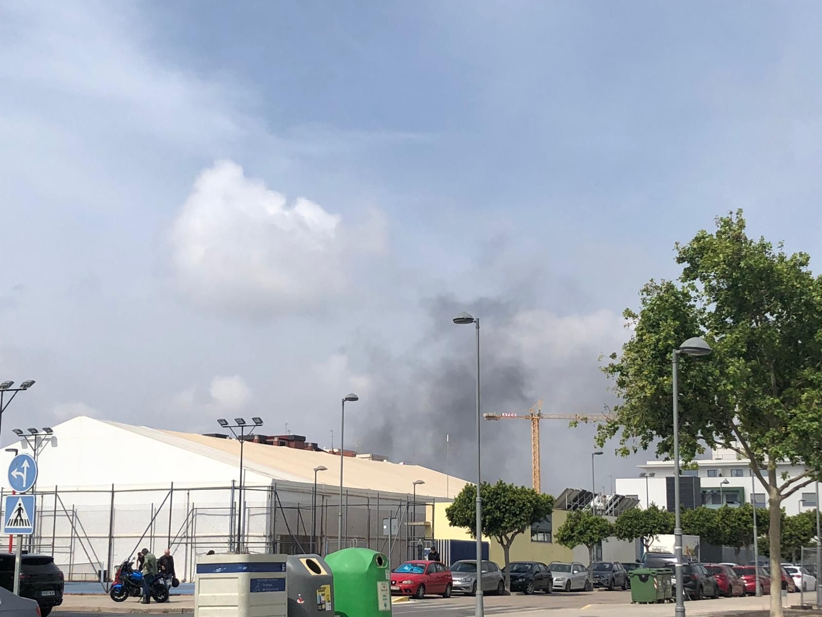 Incendi industrial en una fàbrica de suro a Bonrepòs i Mirambell