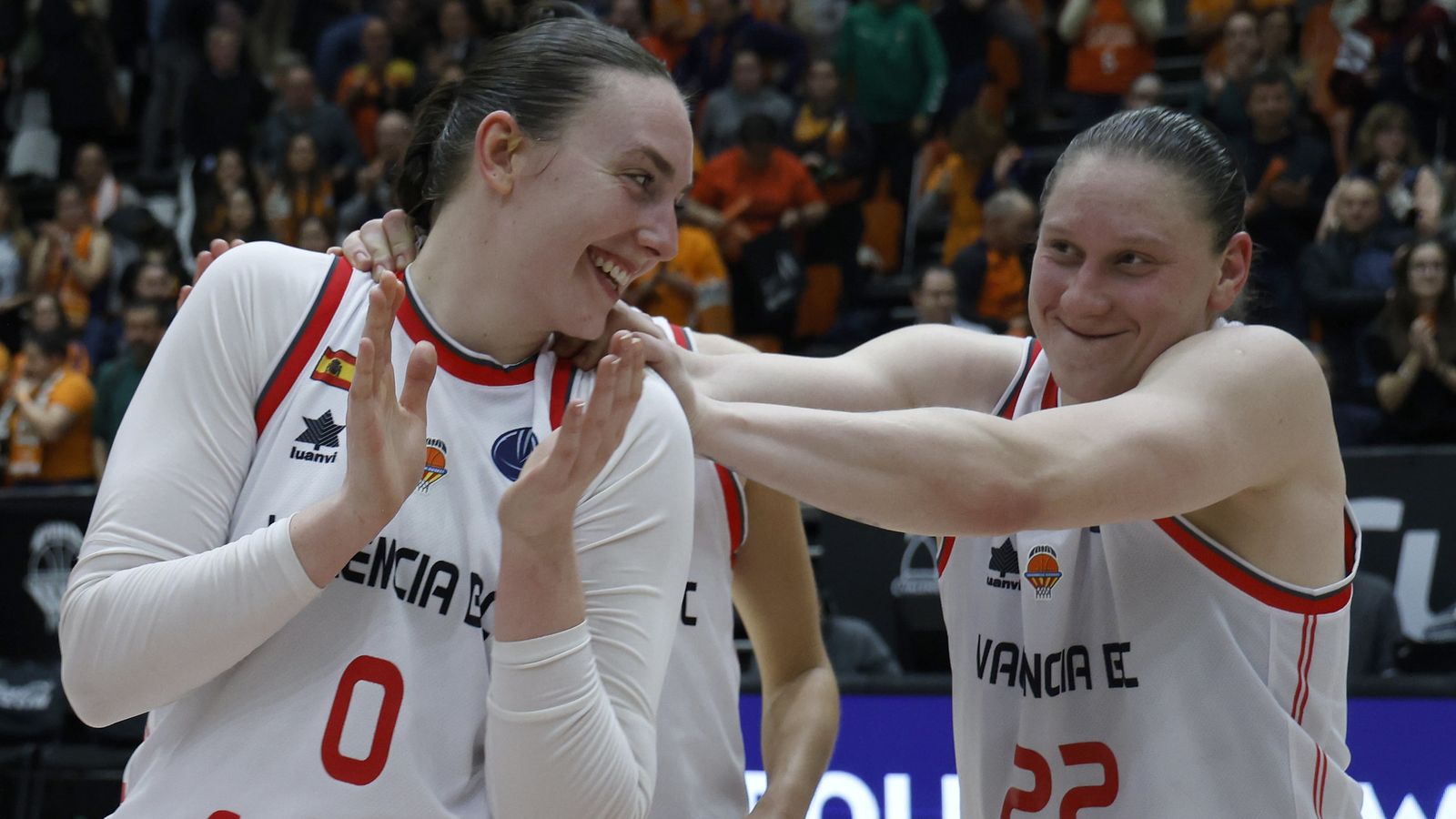 Iagupova felicita Hempe després del gran partit