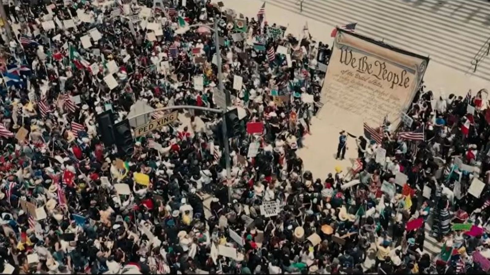 Una de les escenes de la sèrie 'The American Experiment', de Netflix, producció en la qual s'ha aplicat la IA