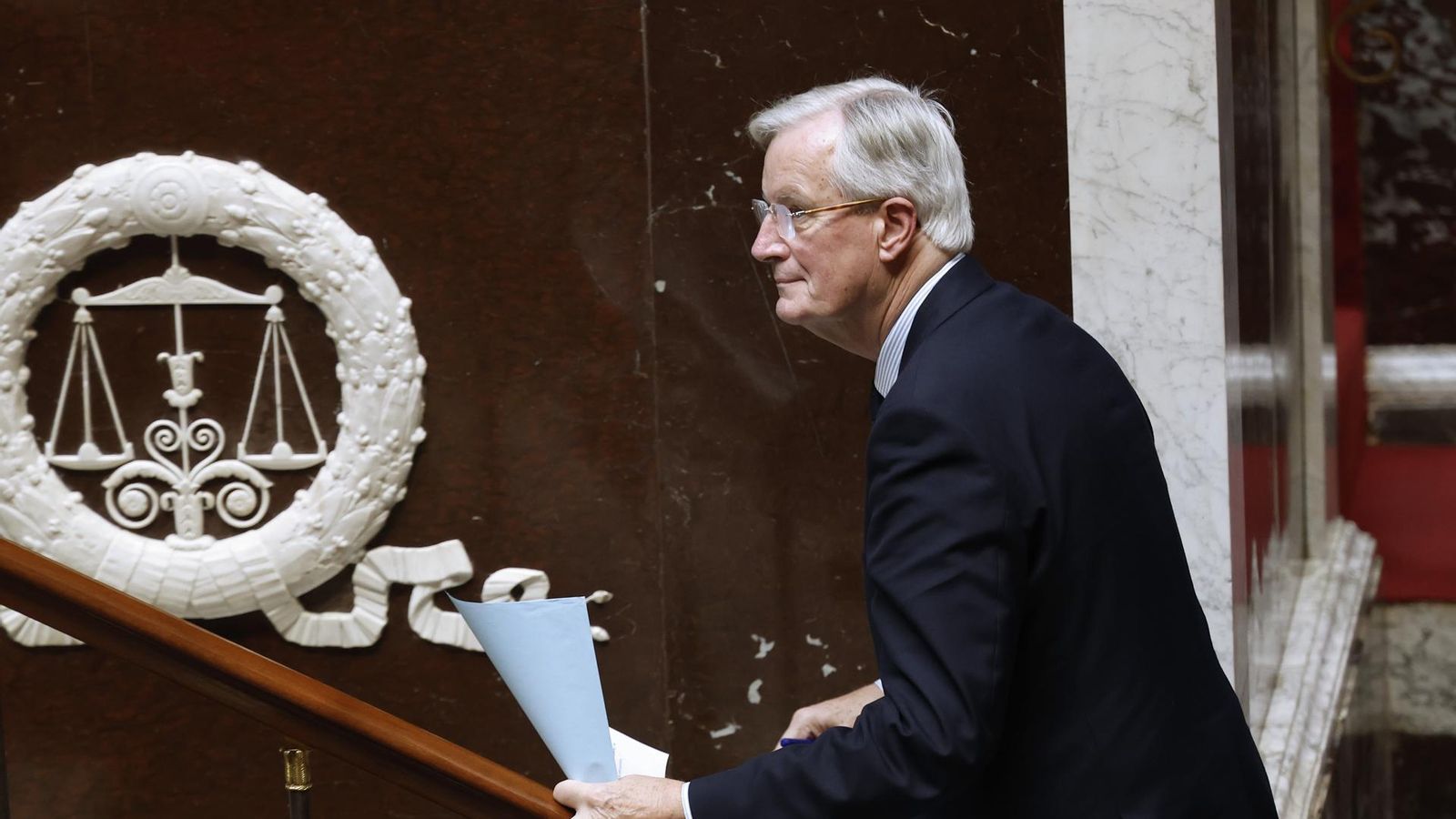 El primer ministre francés Michel Barnier després de la seua intervenció a l'Assamblea Nacional este 8 d'octubre