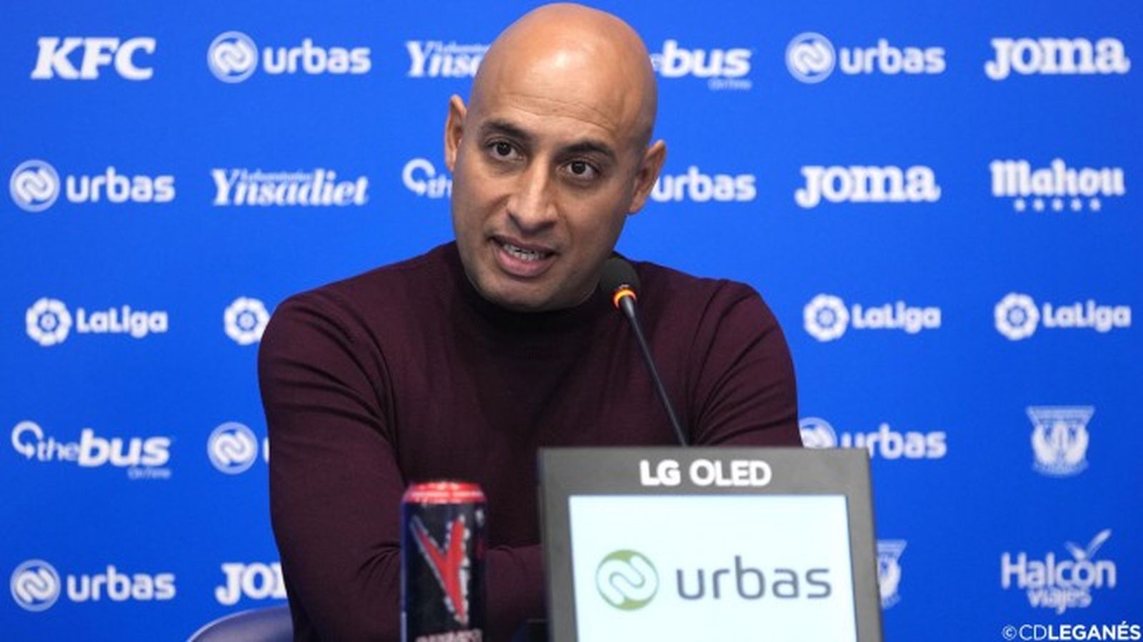 Mehdi Nafti, en una roda de premsa