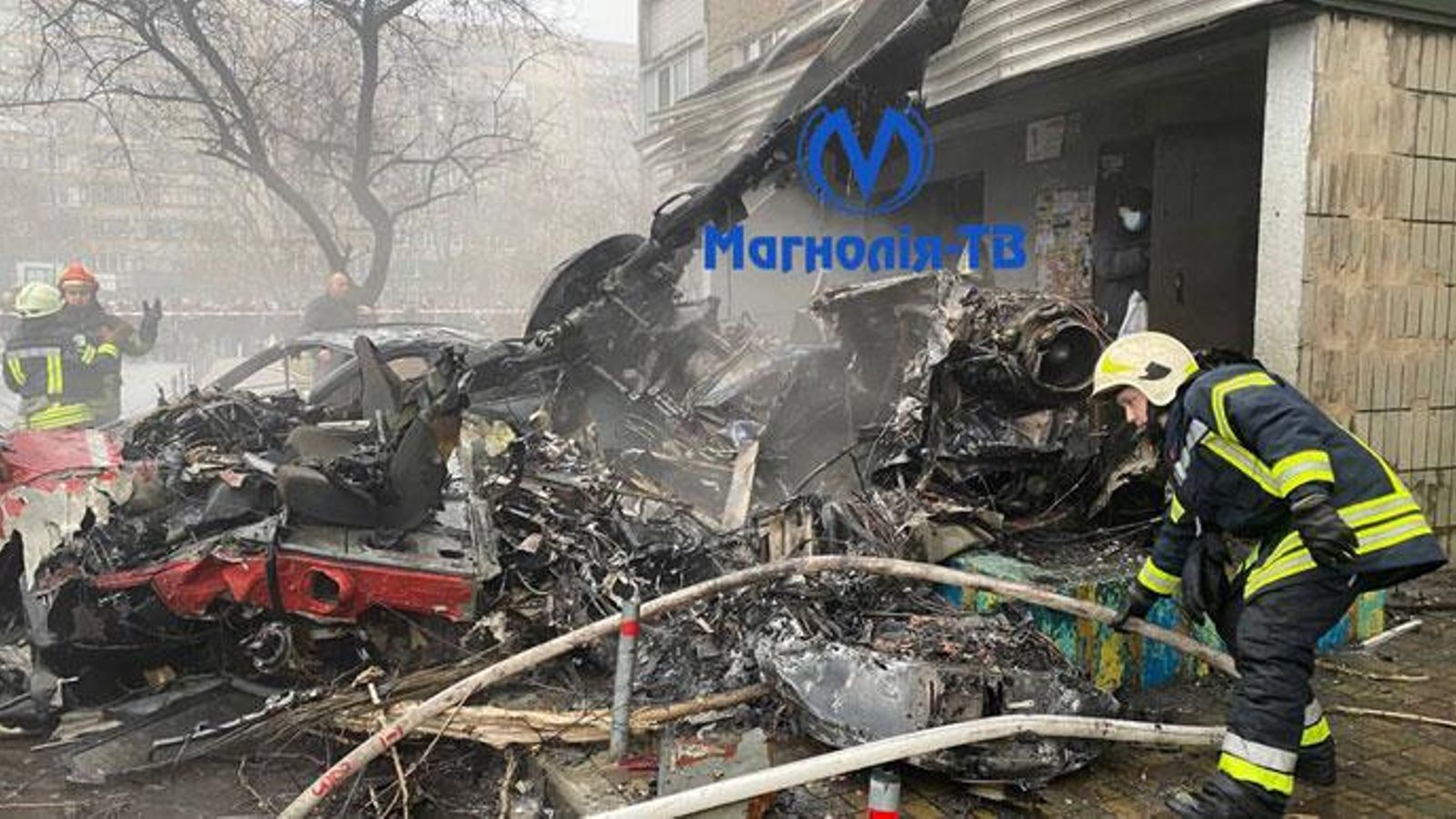 Estat en què ha quedat l'helicòpter després de l'accident a Brovarí, Ucraïna Estat en què ha quedat l'helicòpter després de l'accident