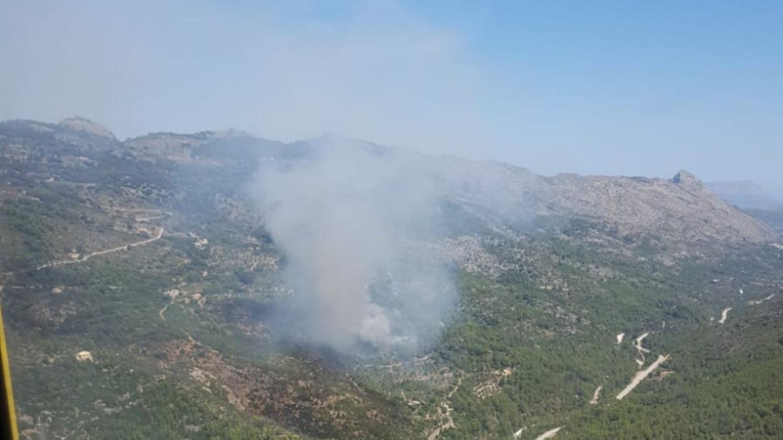 Imatges de l'incendi de Vall de Laguar