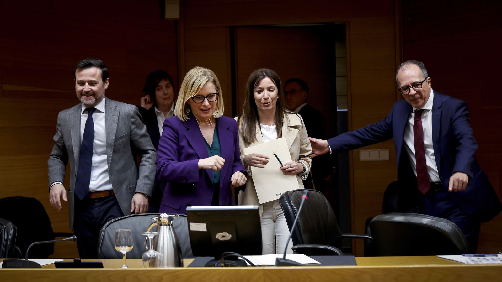 Dia de la constitució de la comissió d'investigació en les Corts sobre el sector públic instrumental