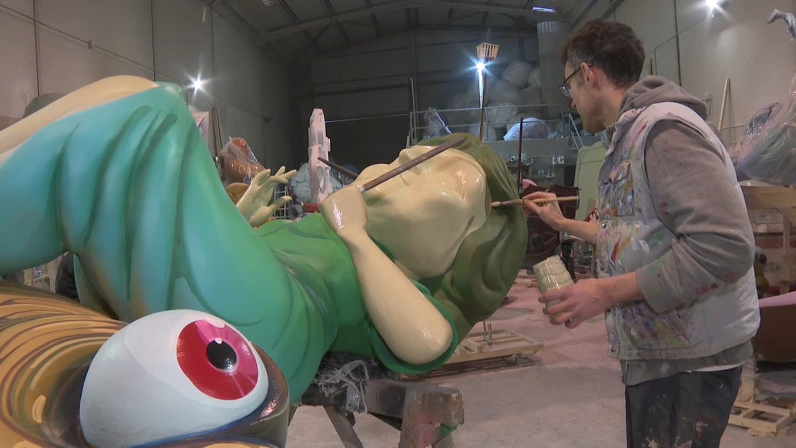 Tallers dels artistes fallers de la Secció Especial abans de la Plantà