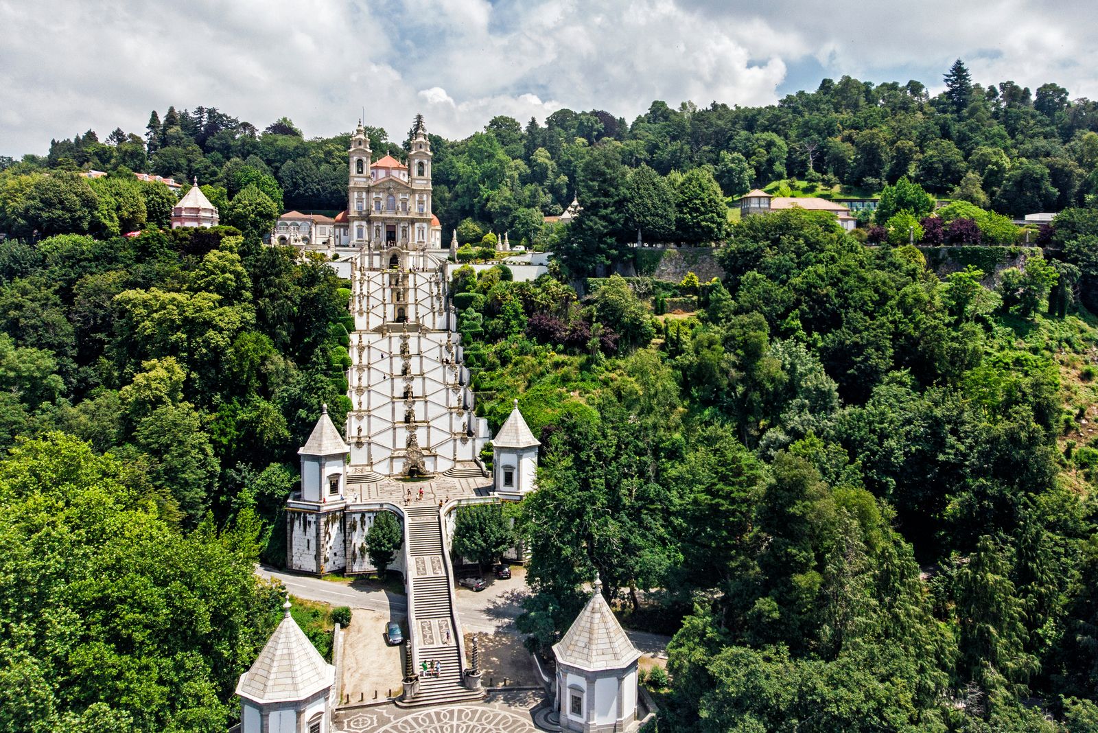 La catedral i el santuari de Bom Jesus do Monte