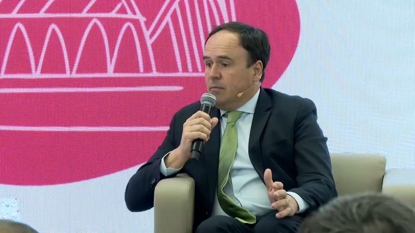 Pérez Llorca, este dijous, al CEU