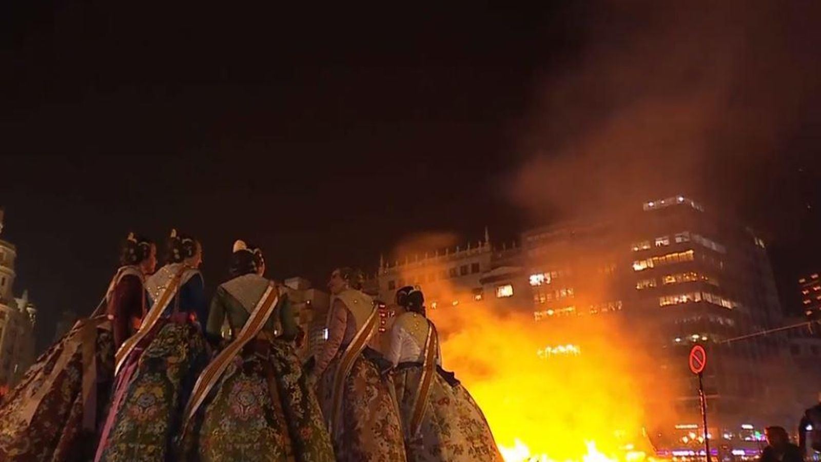 Imatge final de la Cremà de les falles de 2023