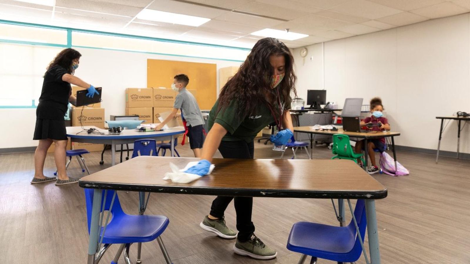 Incertesa entre la comunitat educativa per l'inici del nou curs escolar