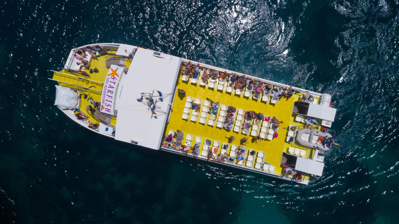 Vaixell amb turistes a Palma de Mallorca