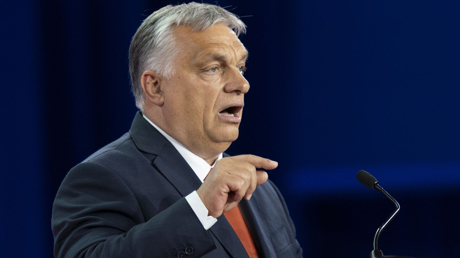 Victor Orban / Arxiu