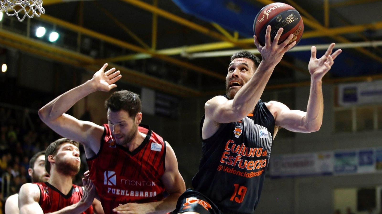 San Emeterio va ser el màxim anotador del València Basket, amb 16 punts