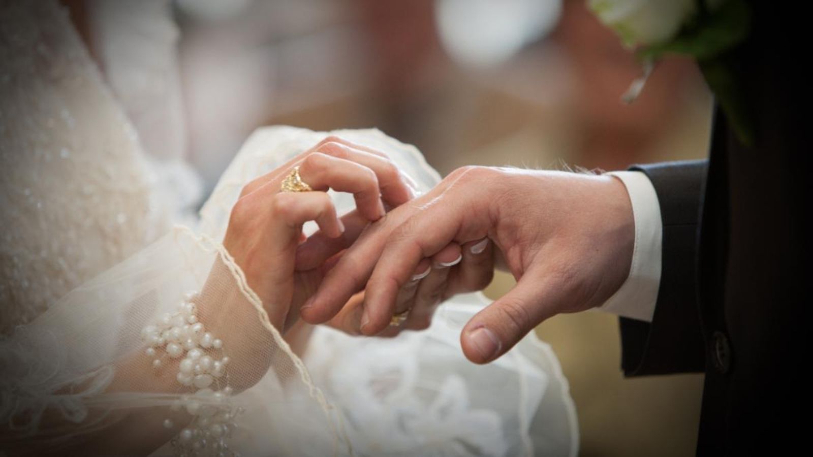 Una parella en la seua boda