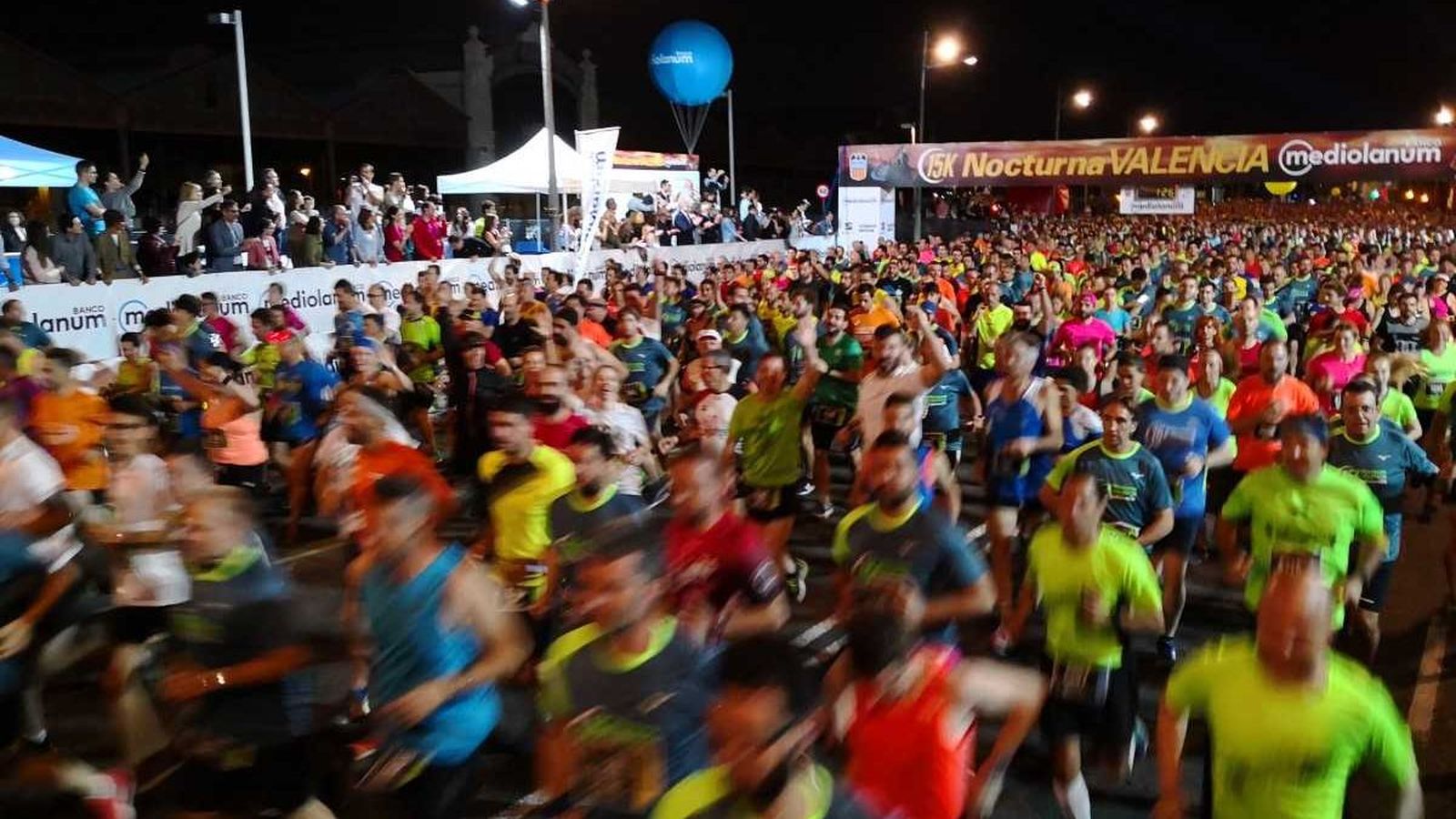 Gran ambient en l'exida de la cursa