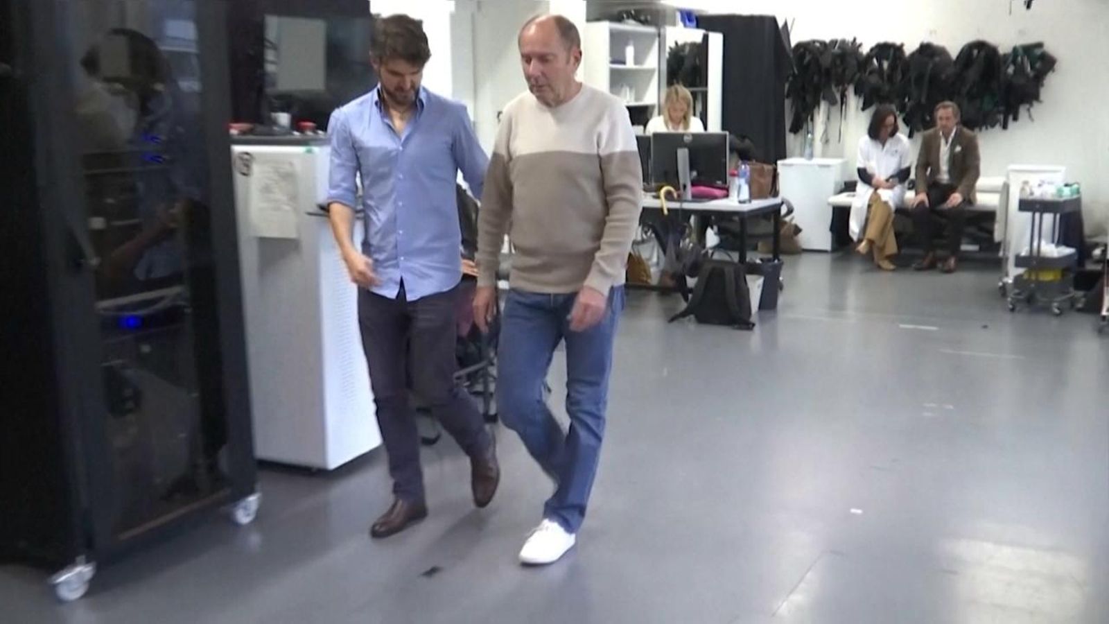 Un pacient amb Parkinson torna a caminar gràcies a un implant de disseny europeu