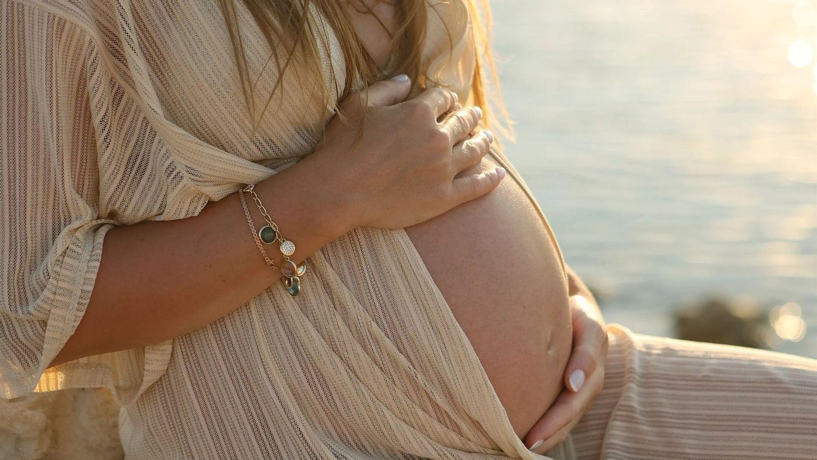 Nadons nascuts sense vida amb més de 6 mesos de gestació seran inscrits al Registre Civil