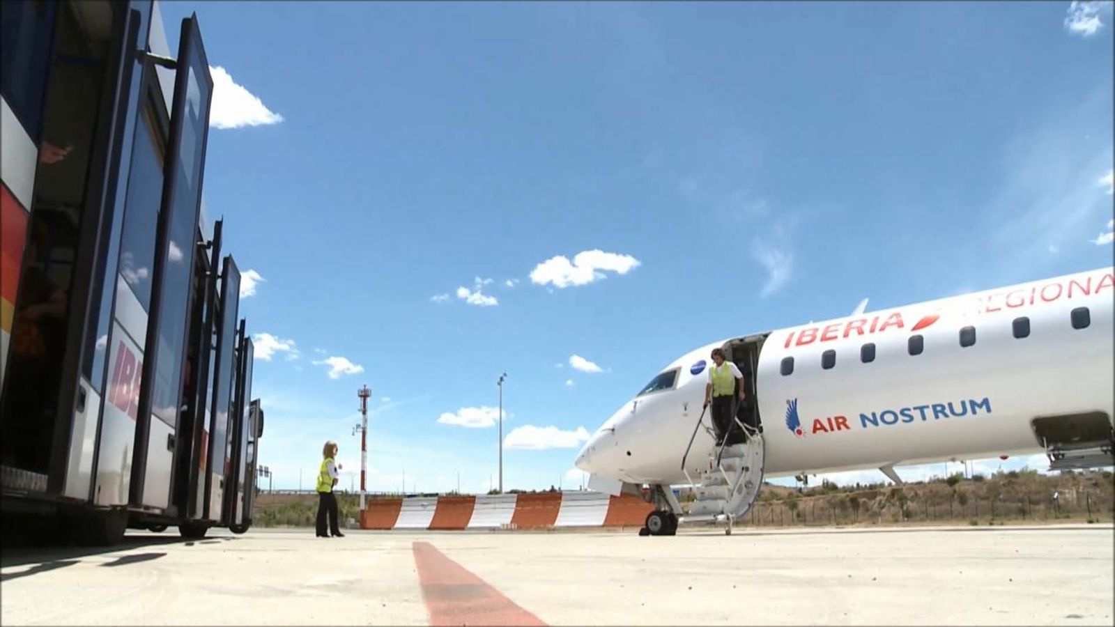 La companyia d’aviació valenciana Air Nostrum recupera el seu pla de vol