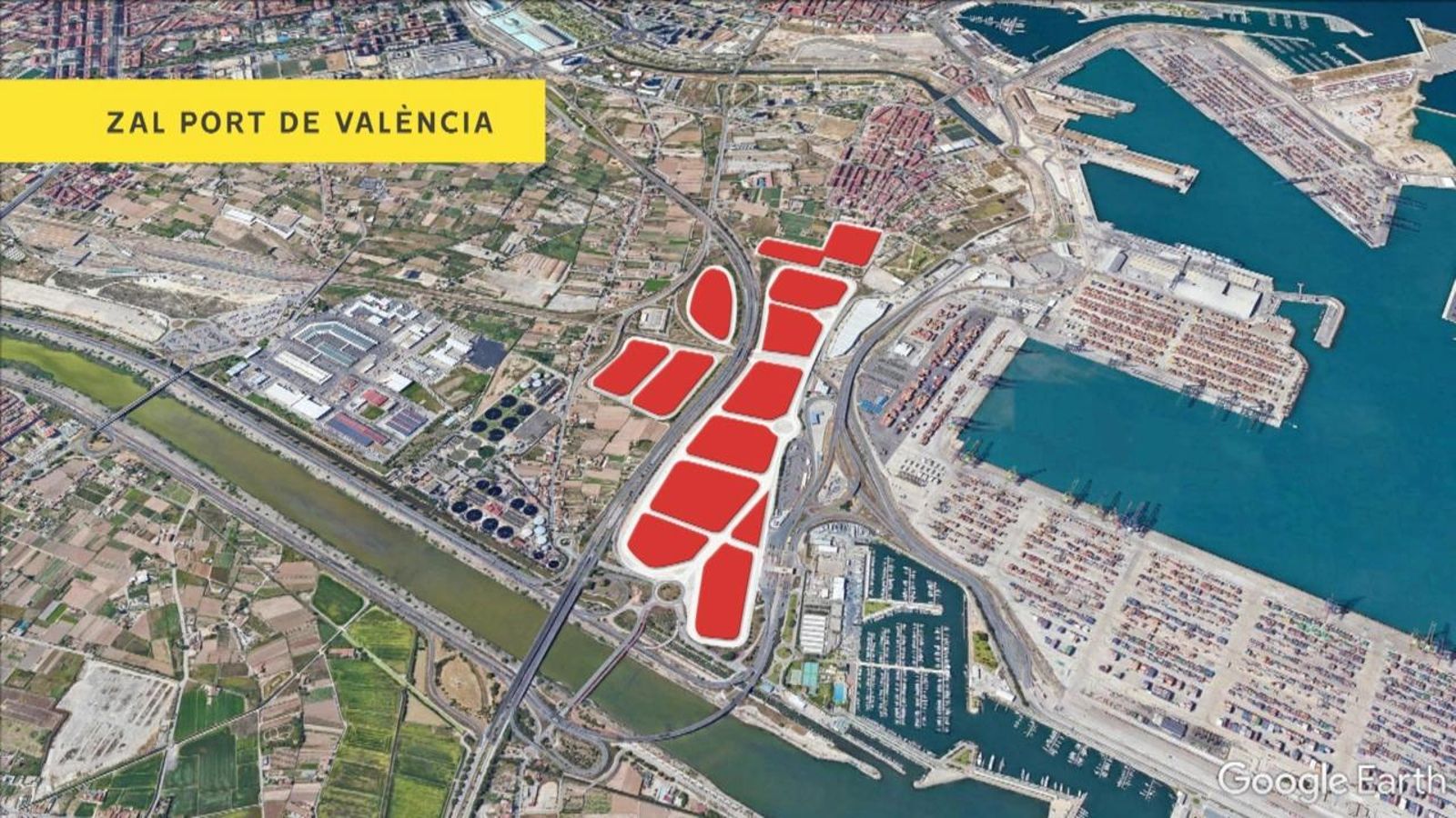 Per a crear la ZAL es requalificaren i expropiaren més de 700.000 metres quadrats de terrenys, molts d'aquests d'horta. Per a crear la ZAL es requalificaren i expropiaren més de 700.000 metres quadrats de terrenys, molts d'ells d'horta.