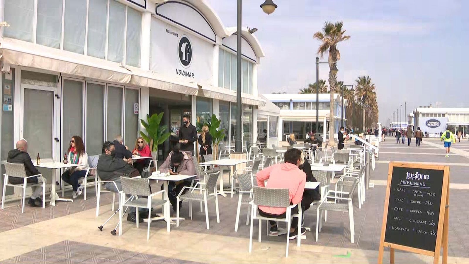 La restauració demana l'aforament de les terrasses al 100% i l'obertura dels negocis fins a les 20 h
