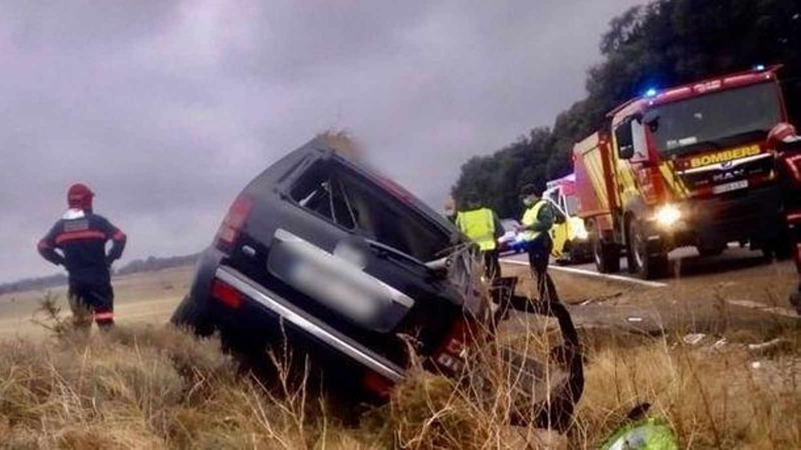 Imatge de l'accident a Catí, en el qual ha mort una persona