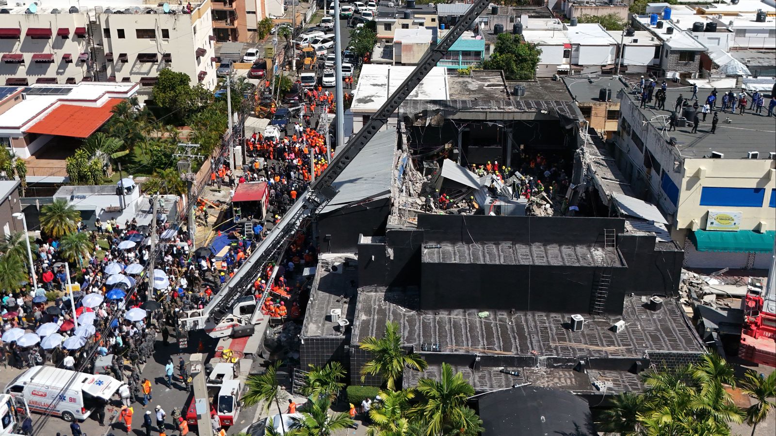 S'esfondra el sostre d'una discoteca a Santo Domingo