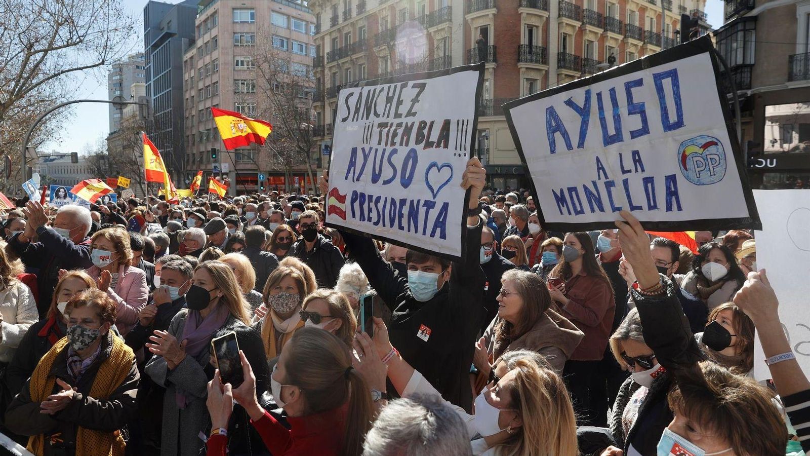 Moltes veus dins del partit demanen l'eixida d'Egea