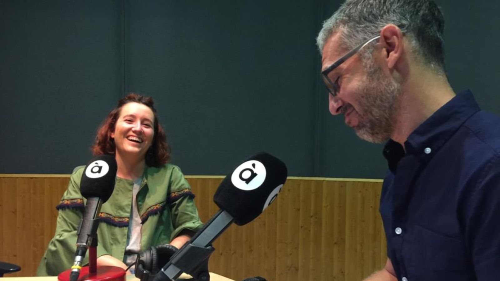 27.09.2018 | Entrevistem Berta Íñiguez, una de les veus de la formació Herba Negra