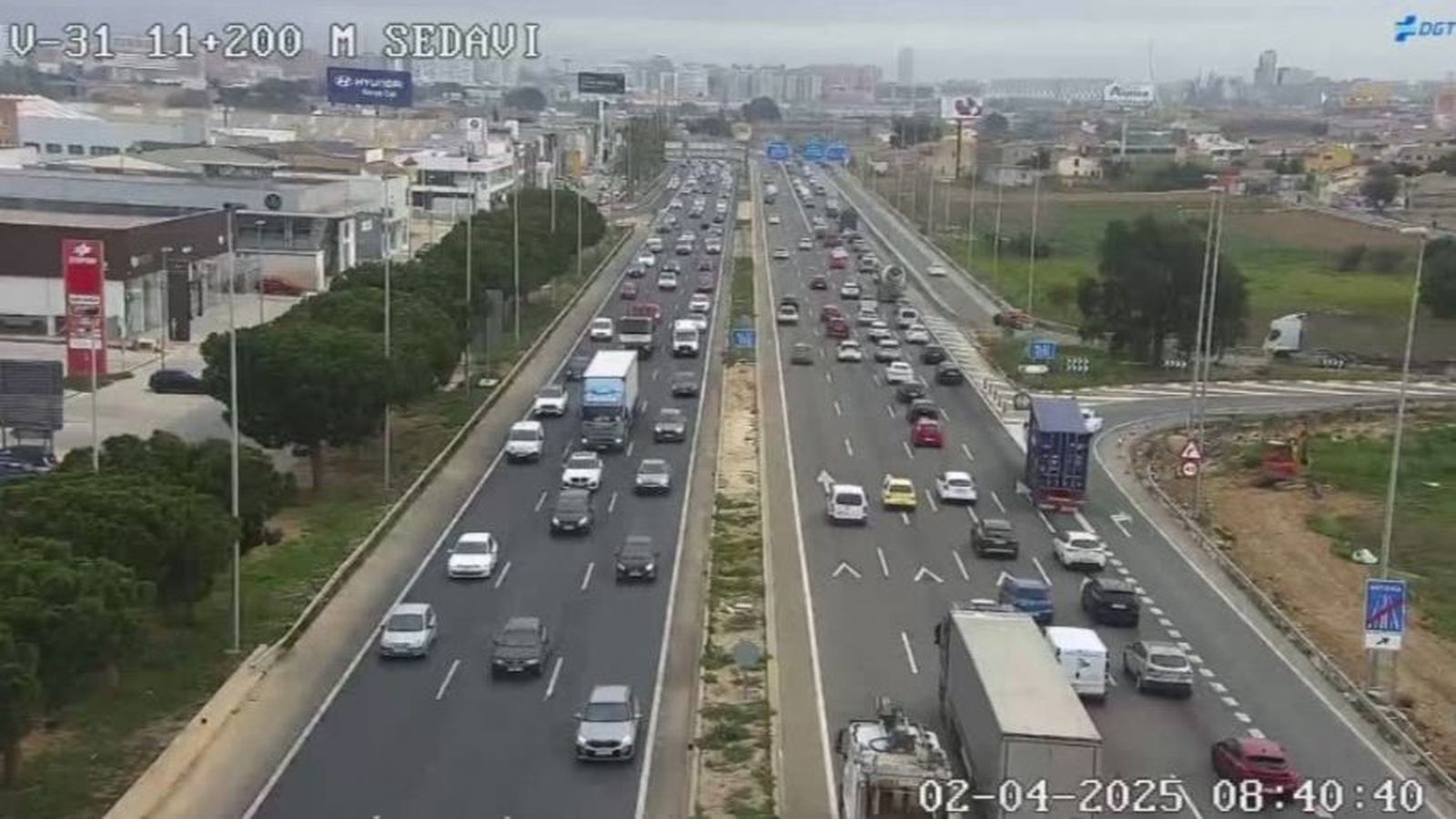 Retencions a la pista de Silla, a l'altura de Sedaví